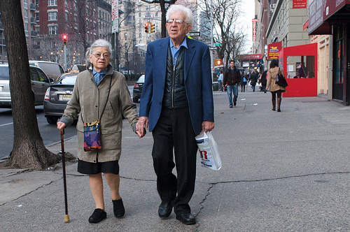 old-people-walking